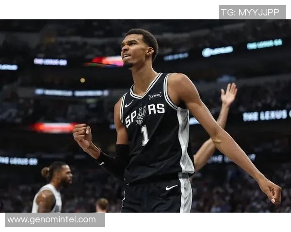 文班亚马首场比赛表现惊人5次盖帽并隔扣字母哥引发热烈讨论